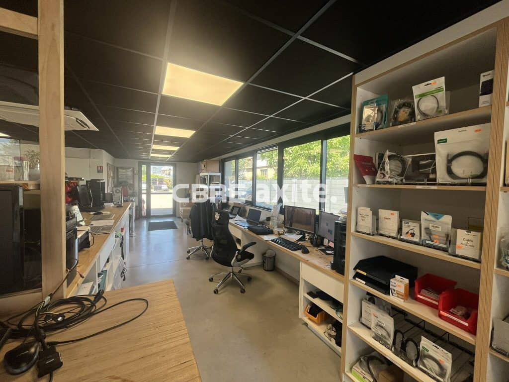 Bureaux de 200 m² à louer à Albertville, photo 3 sur 6