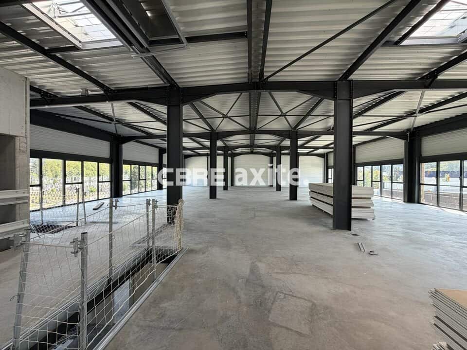 Bureaux de 217,2 m² à vendre à Chambéry, photo 4 sur 7