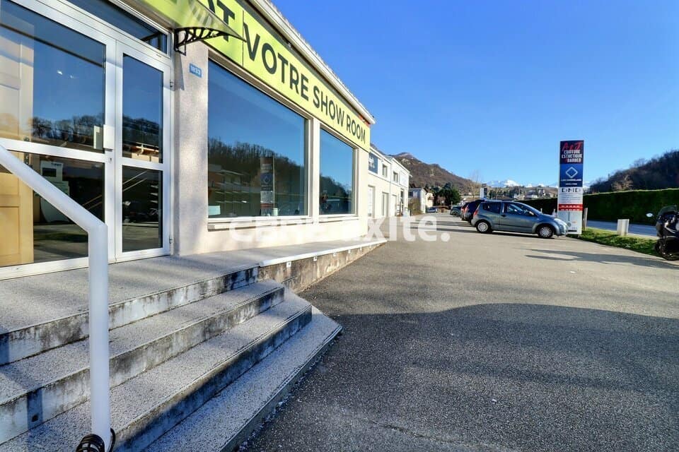 Local commercial de 193 m² à louer à Challes-les-Eaux, photo 6 sur 6