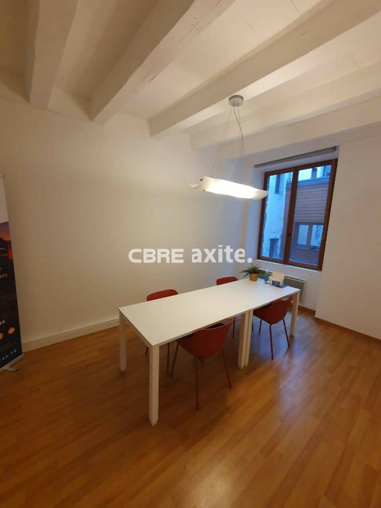 Bureaux de 85 m² à louer à Annecy, photo 6 sur 7