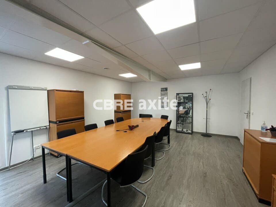Bureaux de 180 m² à louer à Épagny-Metz-Tessy, photo 4 sur 7