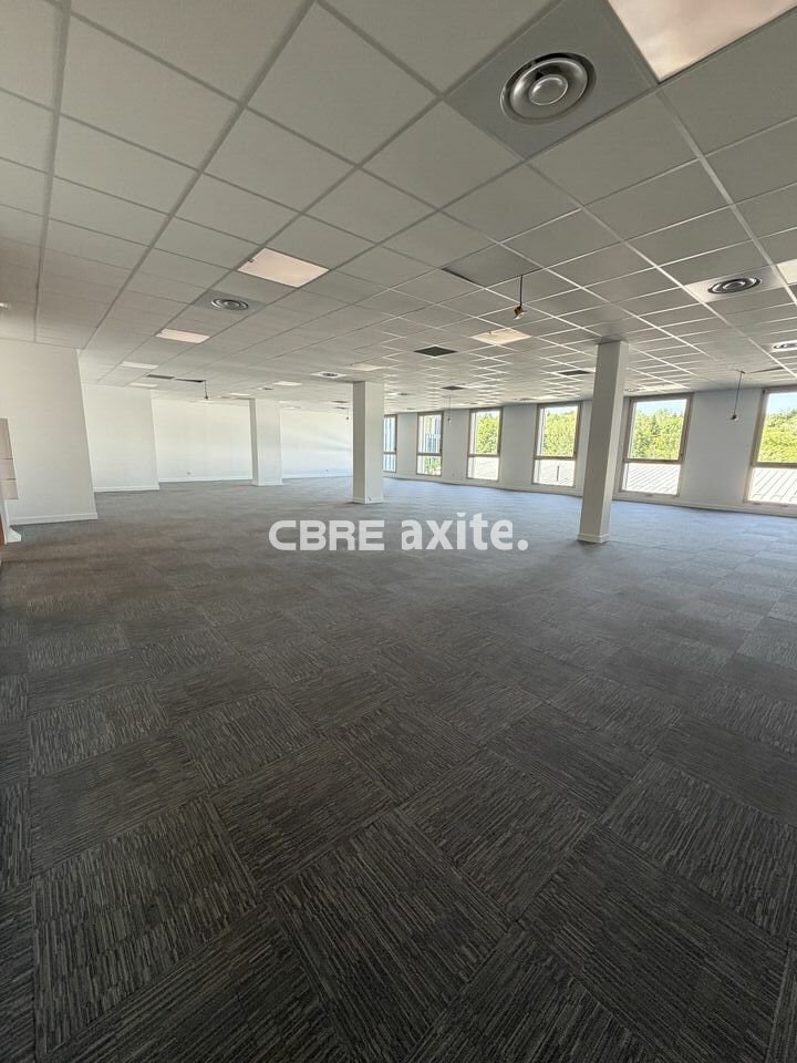 Bureaux de 112 à 478 m² à louer à Annecy-le-Vieux, photo 6 sur 6
