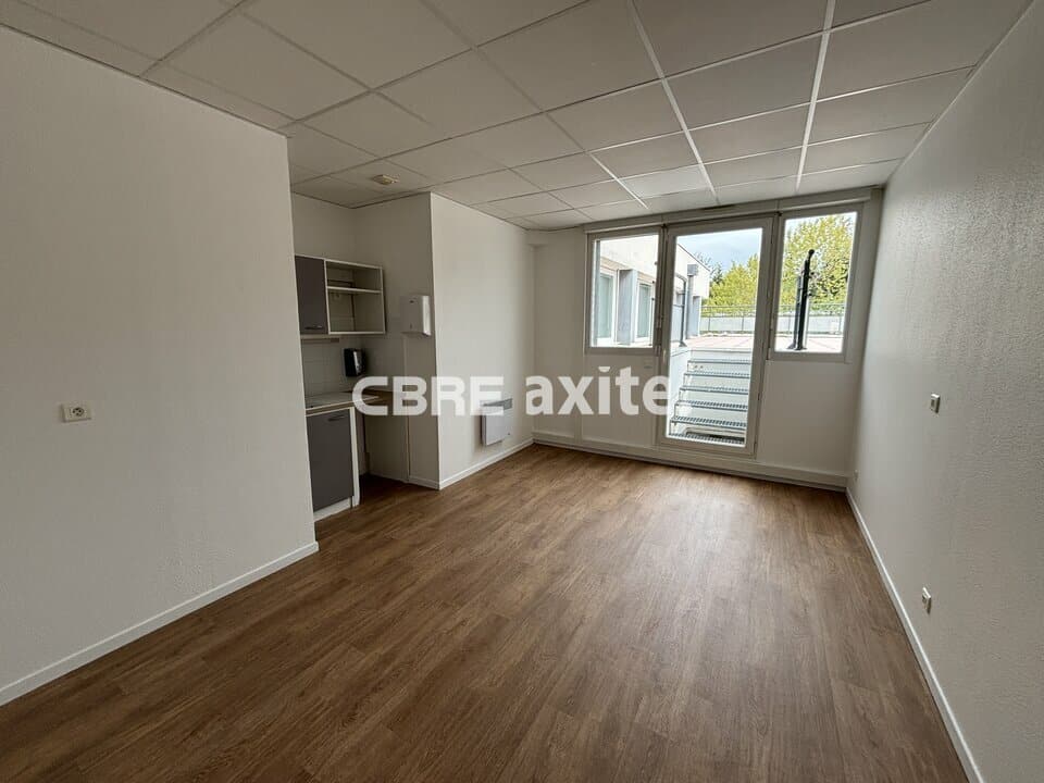 Bureaux de 210 à 424 m² à louer à Annecy-le-Vieux, photo 8 sur 8