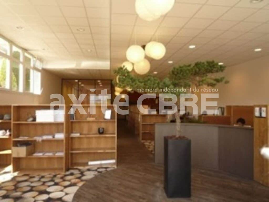 Bureaux de 278 m² à vendre à Cran-Gevrier, photo 2 sur 7