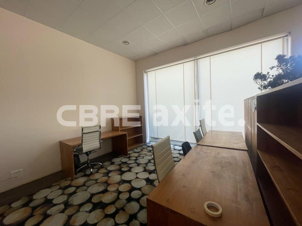 Bureaux de 278 m² à vendre à Cran-Gevrier, photo 7 sur 7