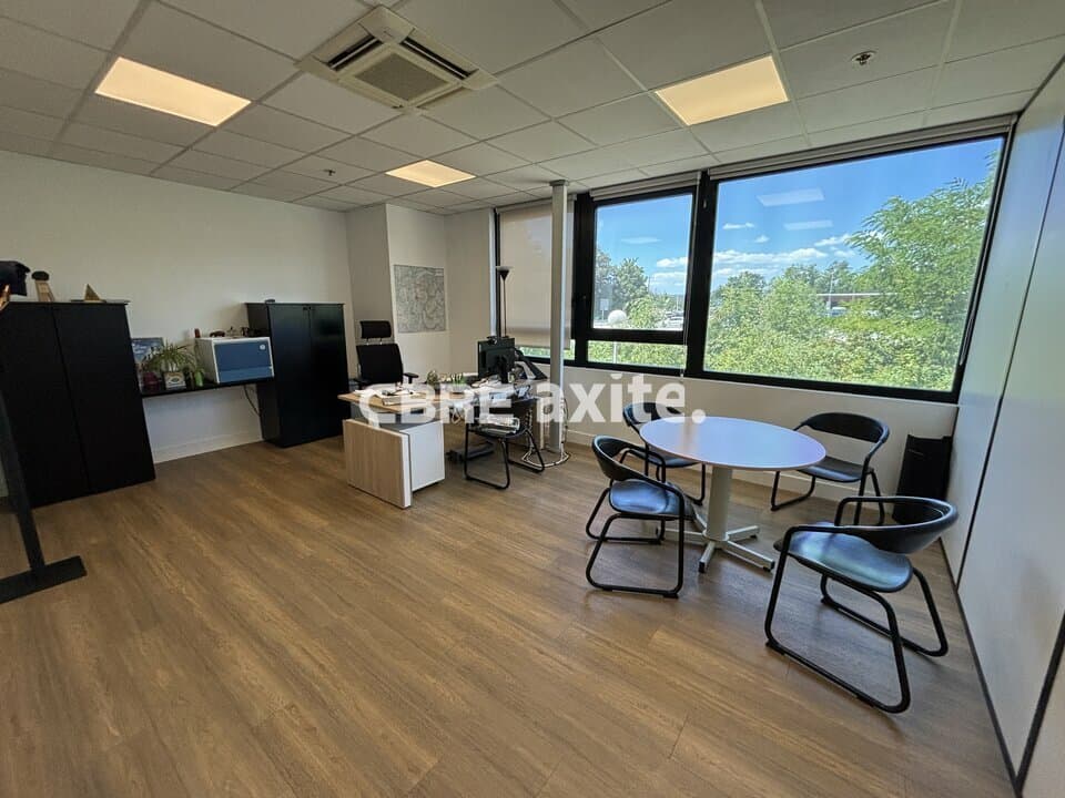 Bureaux de 800 à 1 885 m² à louer à Épagny-Metz-Tessy, photo 5 sur 8