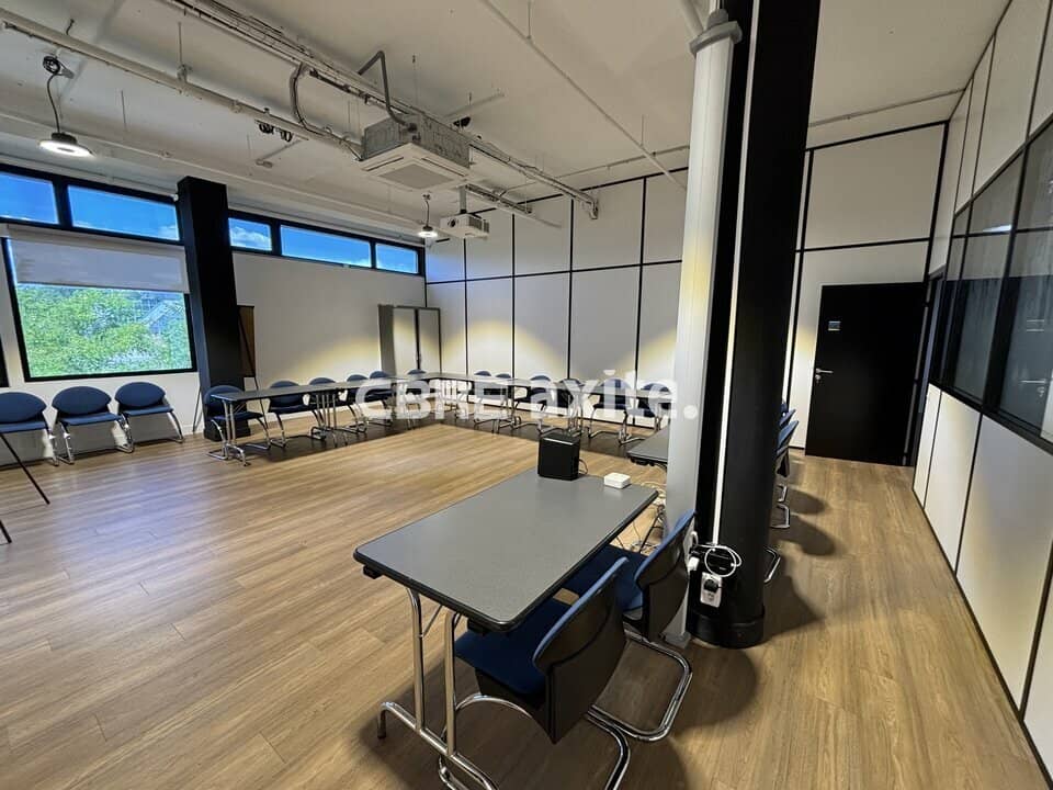 Bureaux de 800 à 1 885 m² à louer à Épagny-Metz-Tessy, photo 8 sur 8