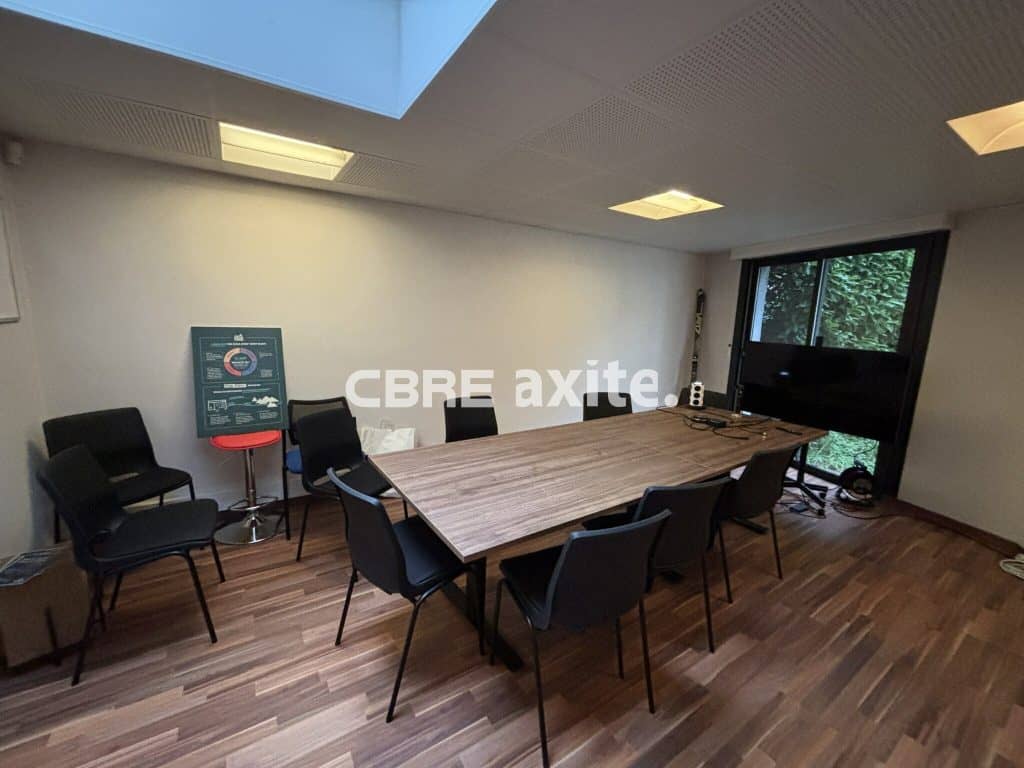 Bureaux de 180 m² à vendre à Annecy, photo 5 sur 6