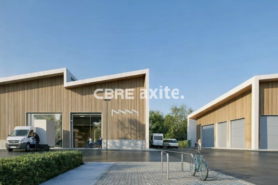 Local d’activité de 225 m² à vendre à Chavanod, photo 2 sur 8