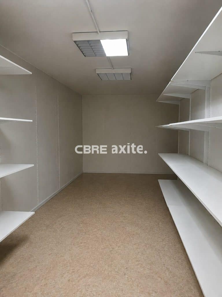 Local commercial de 94 m² à vendre à Annecy, photo 2 sur 2