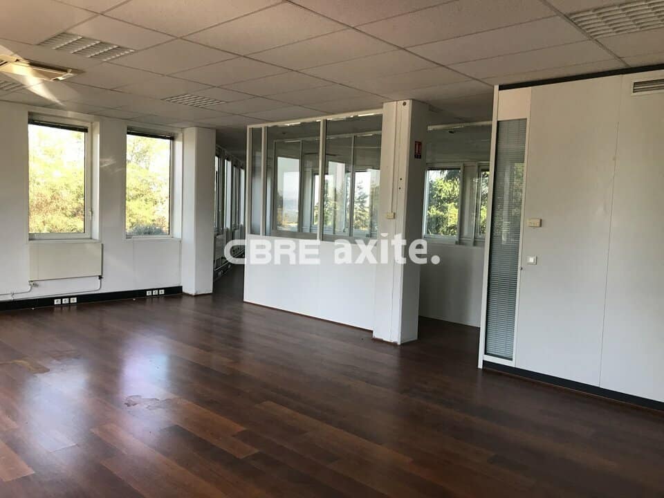 Bureaux de 83 à 629 m² à vendre à Archamps, photo 8 sur 8
