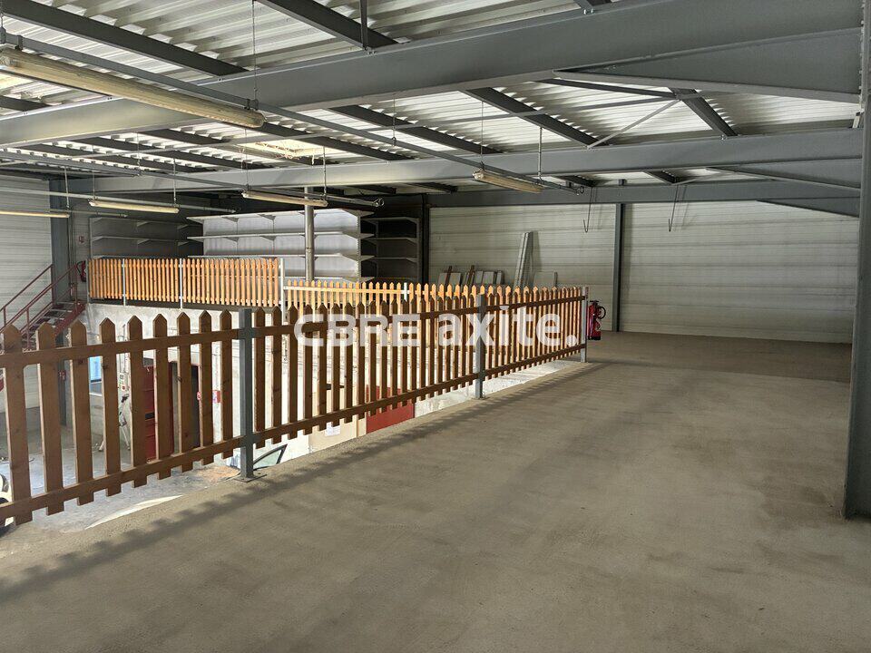 Local d’activité de 780 m² à vendre à Saint-Ferréol, photo 2 sur 8