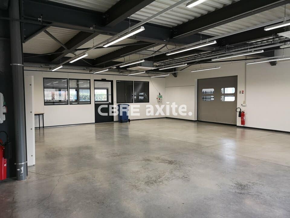 Local d’activité de 716 m² à louer à Marnaz, photo 5 sur 5